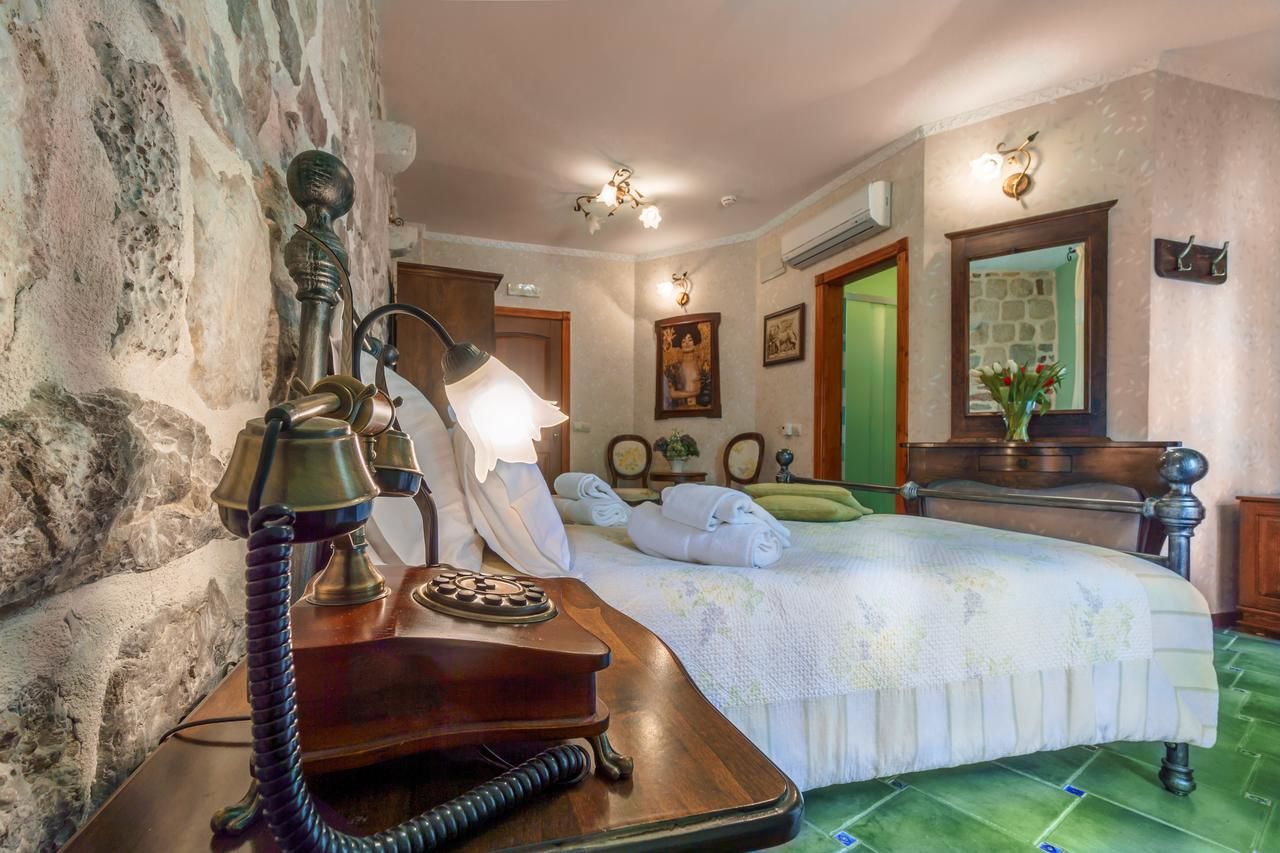 Отель Hotel Monte Cristo Котор-4