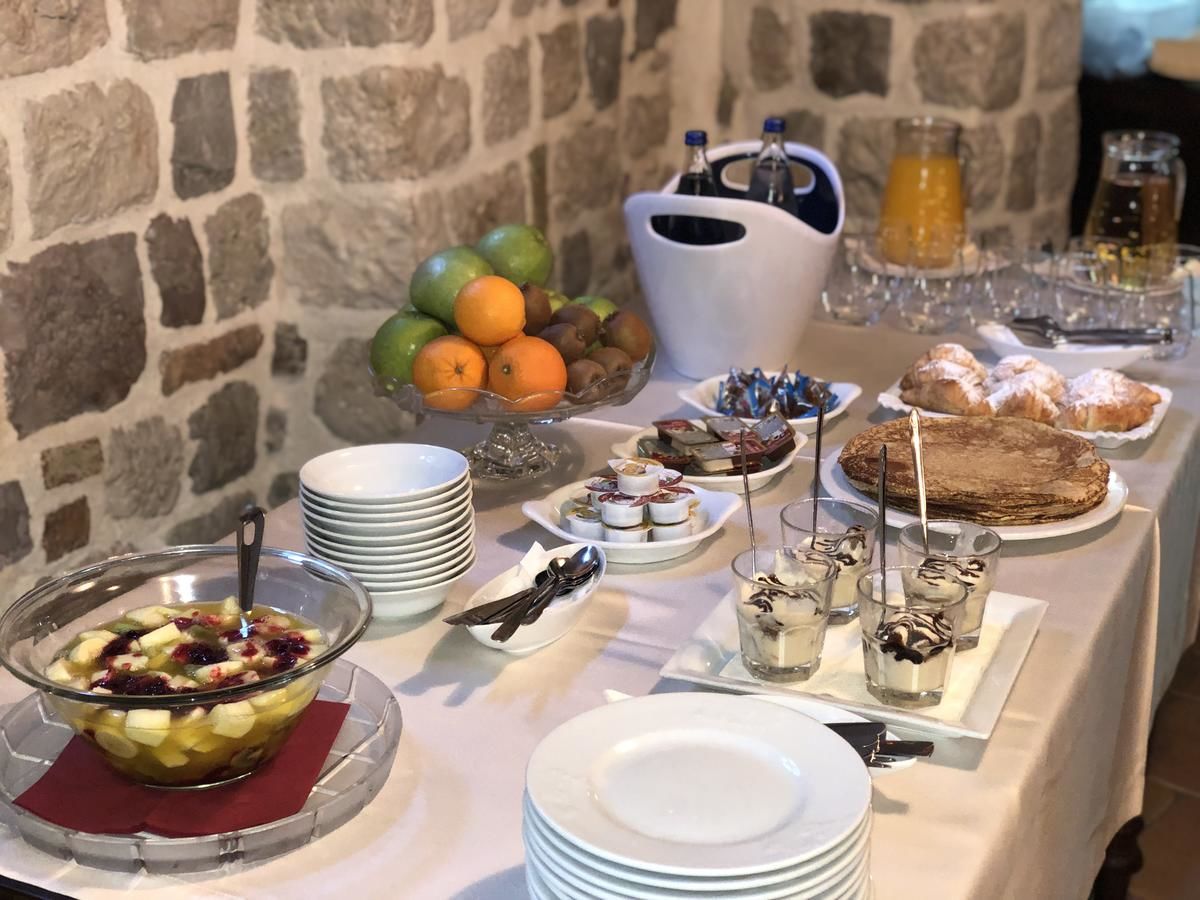Отель Hotel Monte Cristo Котор-10