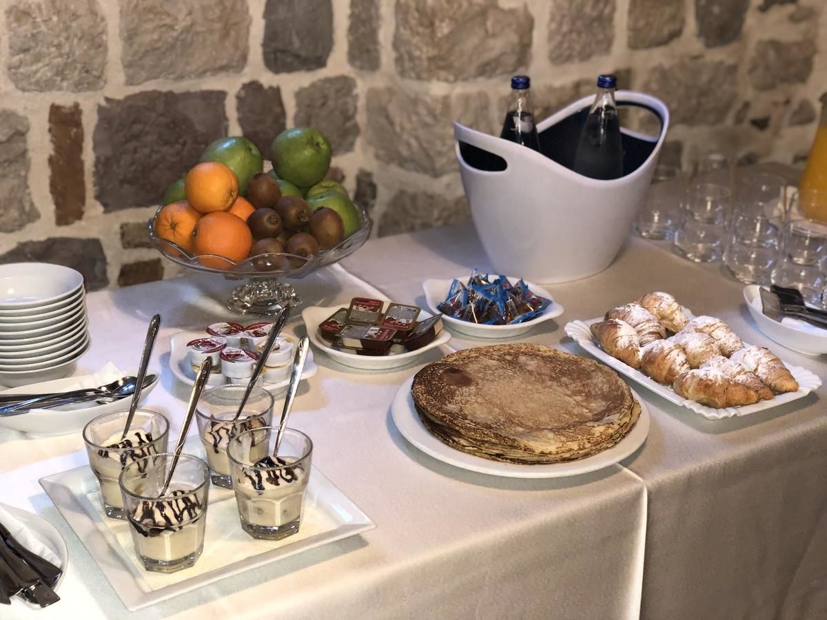 Отель Hotel Monte Cristo Котор-11