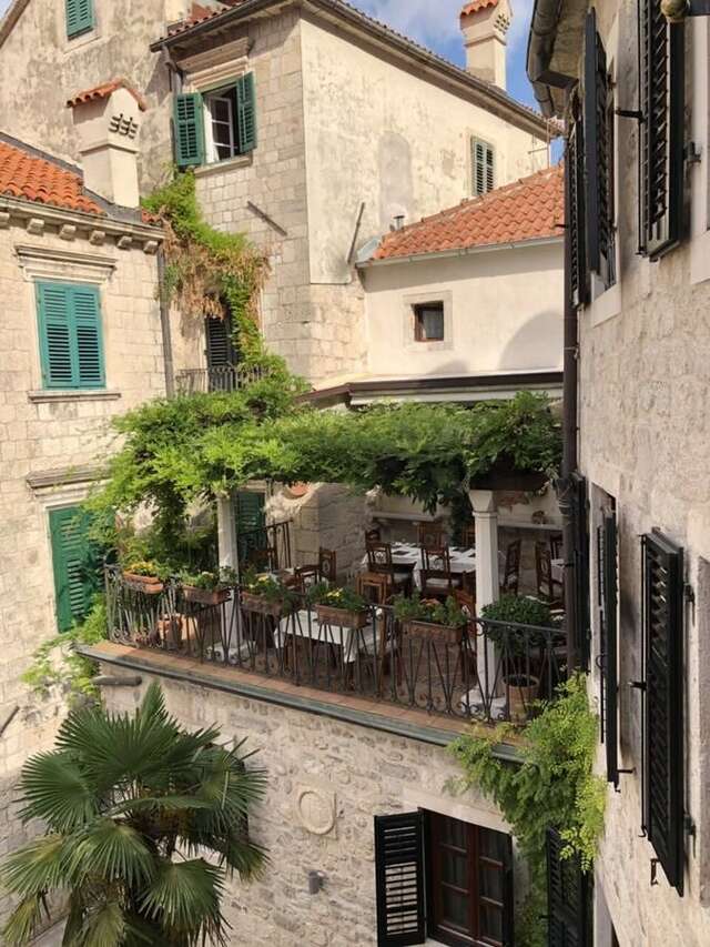 Отель Hotel Monte Cristo Котор-8